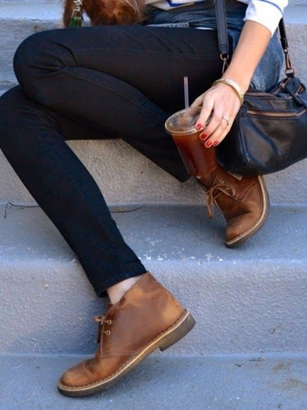 Clarks 11826 Brown Leather Desert Chukka Boots 2020 size 8 Beeswax Brown EUC